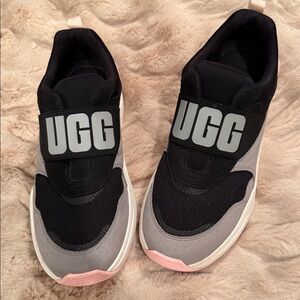 UGG® La Flex Logo Chunky Sneakers